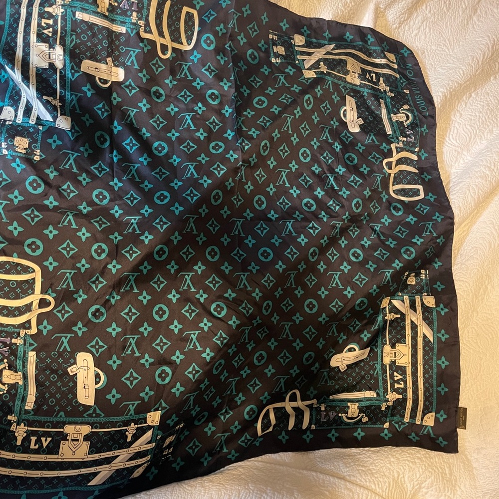 Louis Vuitton Black and Teal Monogram Scarf
